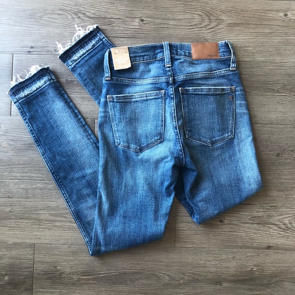 Madewell | NWT High Rise Skinny Jeans in York Wash - Picture 4 of 5